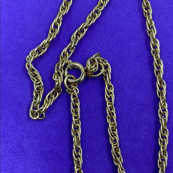 💛 Vintage Gold Plated Chain Necklace - Picture 2 of 4